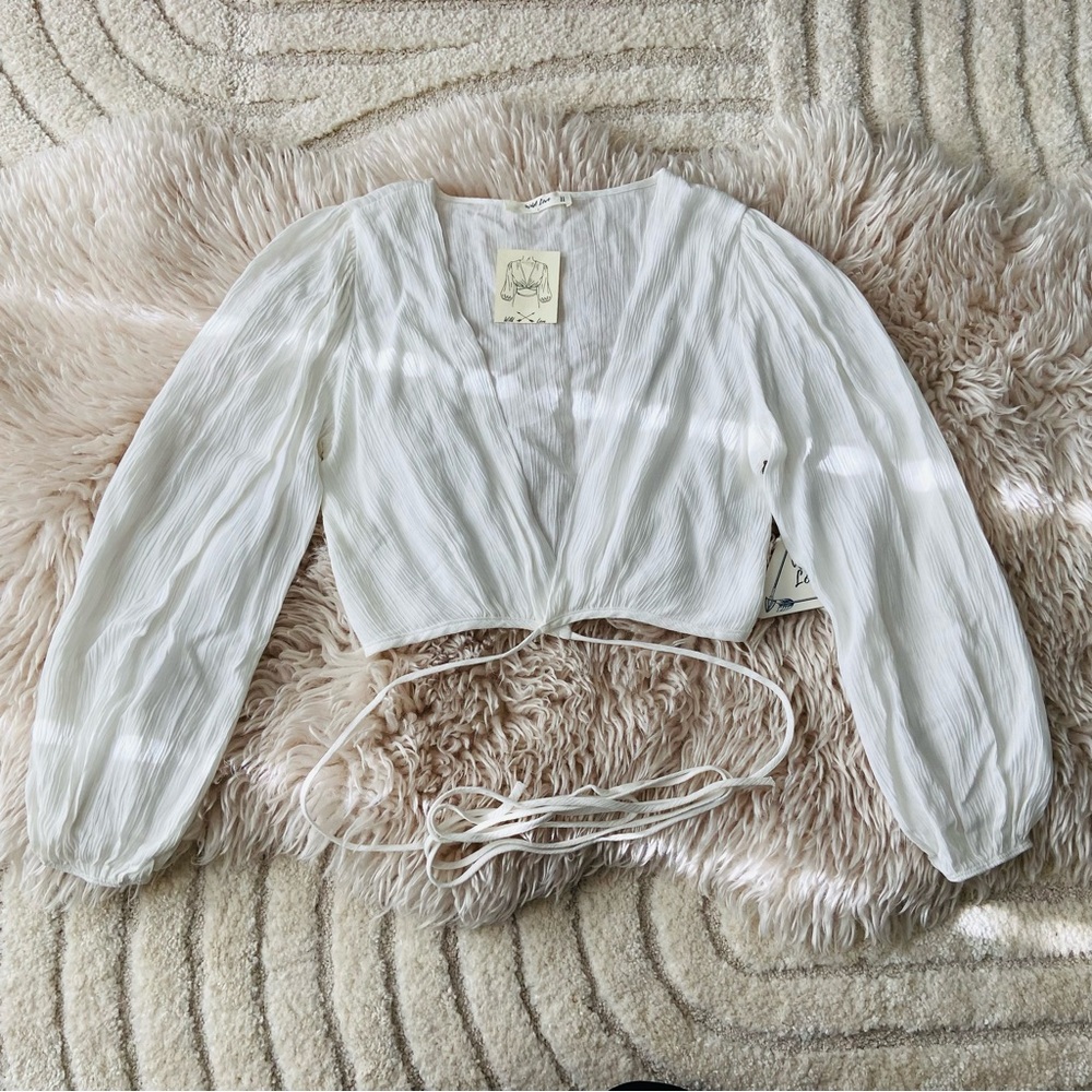 NWT Boho Wrap Tie back Crop Top